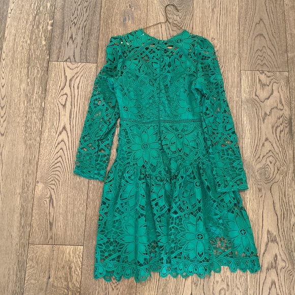Small Kailier Green Knee Length Lace Dress - Picture 3 of 5